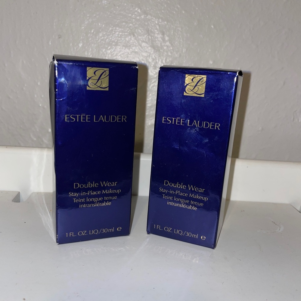 Estēe Lauder Double Wear Stay-In-Place Foundation- Shade 3W1 Tawny